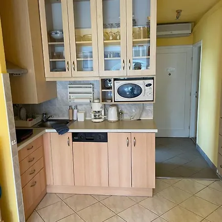 公寓 Matyas Kiraly Apartman *